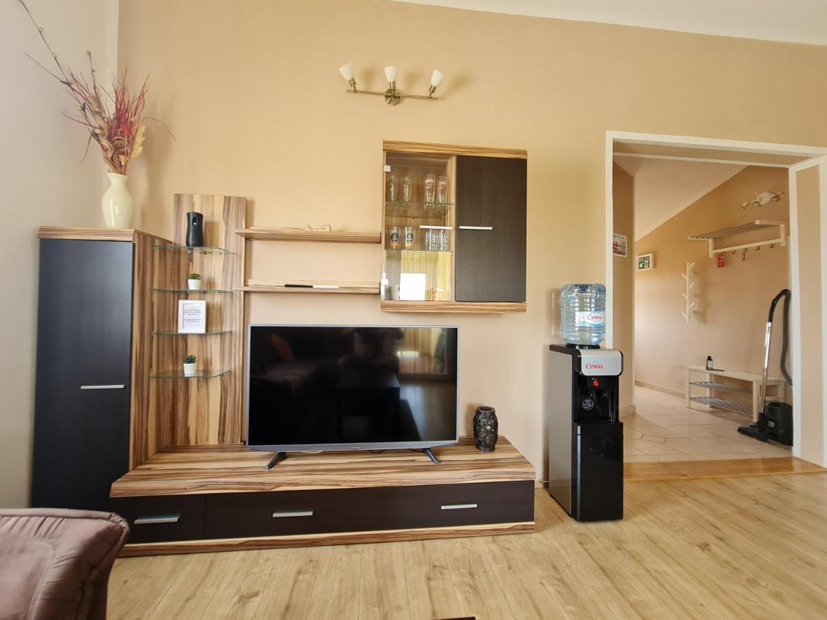 Apartman ˝Abaza˝ Vir Exterior foto
